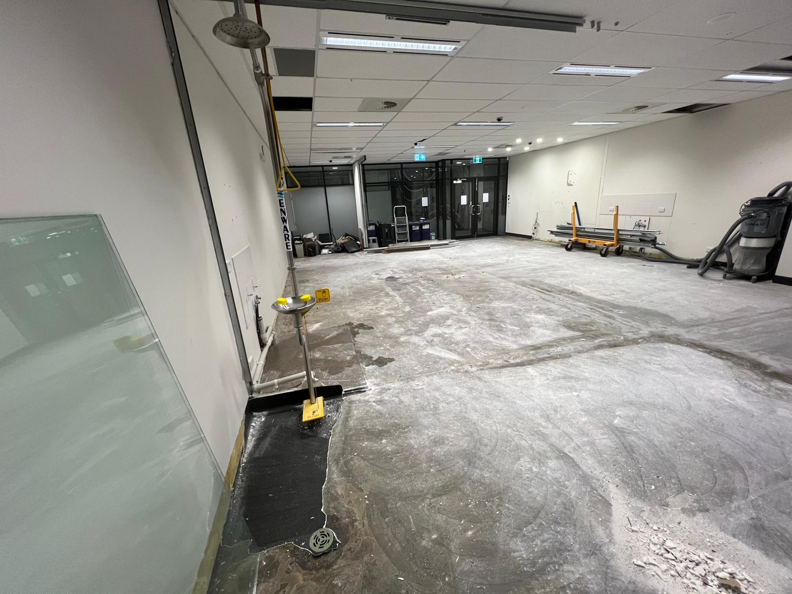 Read more about the article Why Office Strip Out Services Matter