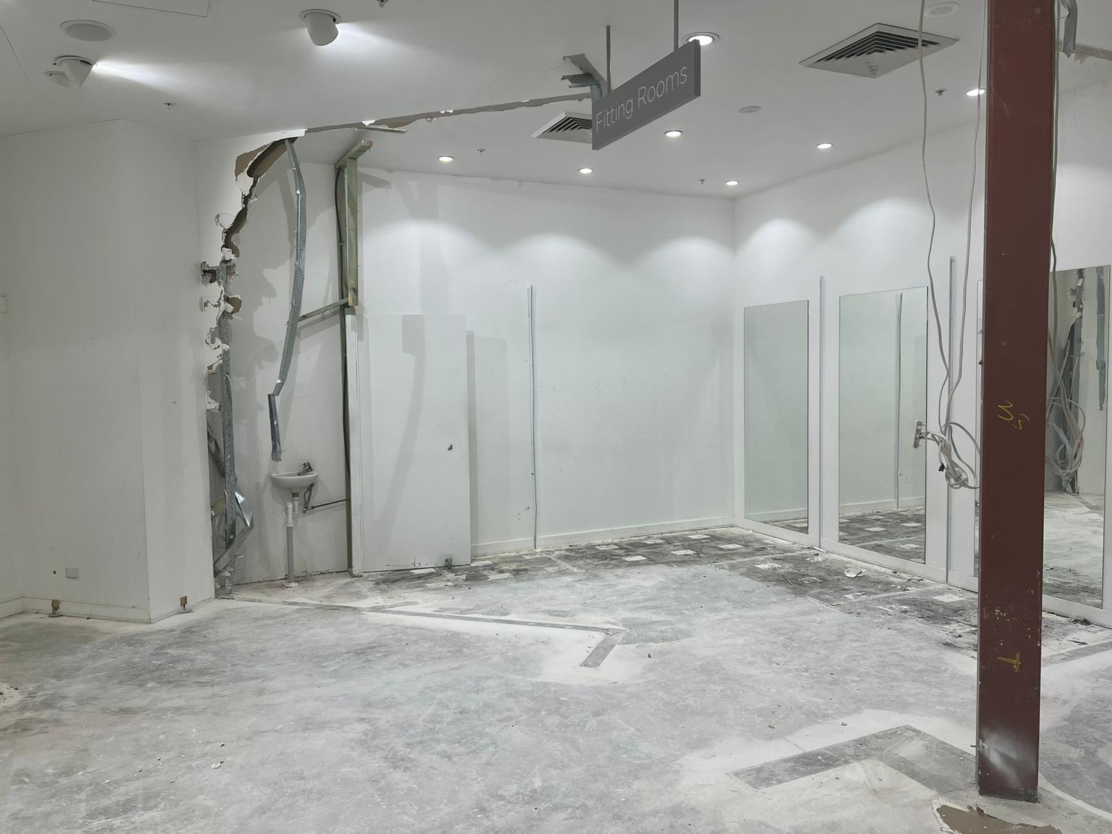 You are currently viewing Demolition Contractor in Perth: What to Look For Before Starting Your Commercial Project